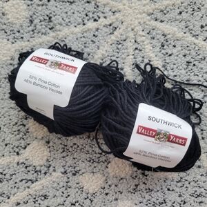 Valley Yarns Southwick Black Yarn Bundle